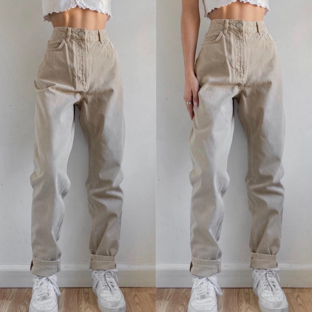 Urban Outfitters BDG tan high waisted Mom Jean